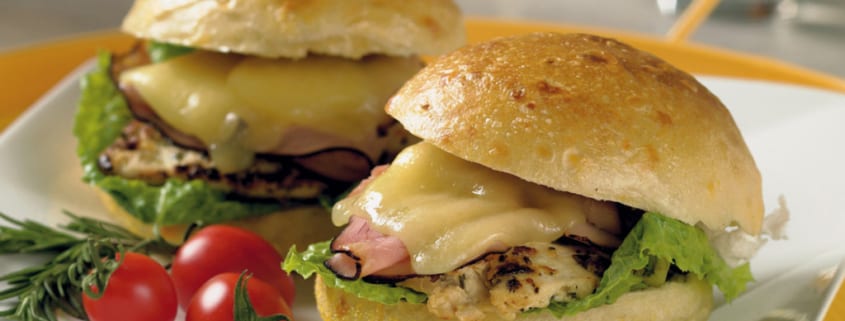 Rosemary Grilled Chicken Sandwiches560