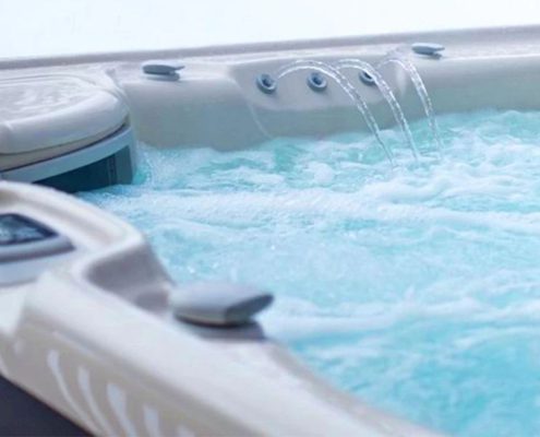 3 Common Hot Tub Problems