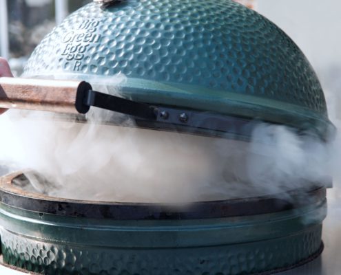 8 Reasons to Buy a Big Green Egg
