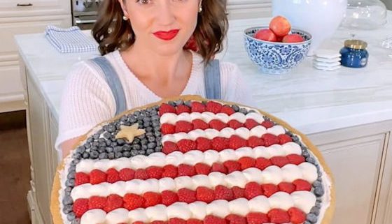 American Flag Fruit Pizza